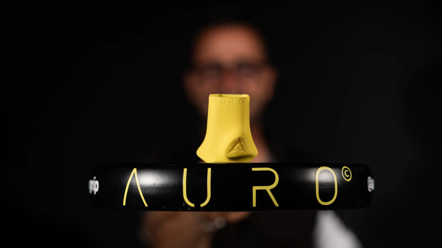 Auro Grip en la mano